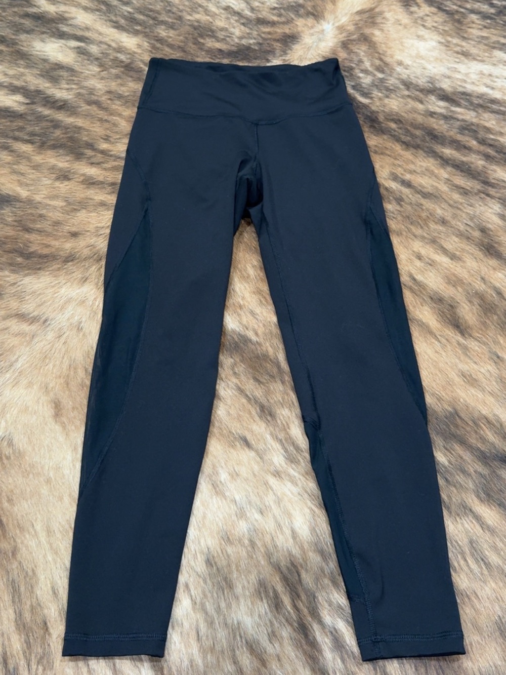 Old Navy Black High-Rise Elevate Leggings